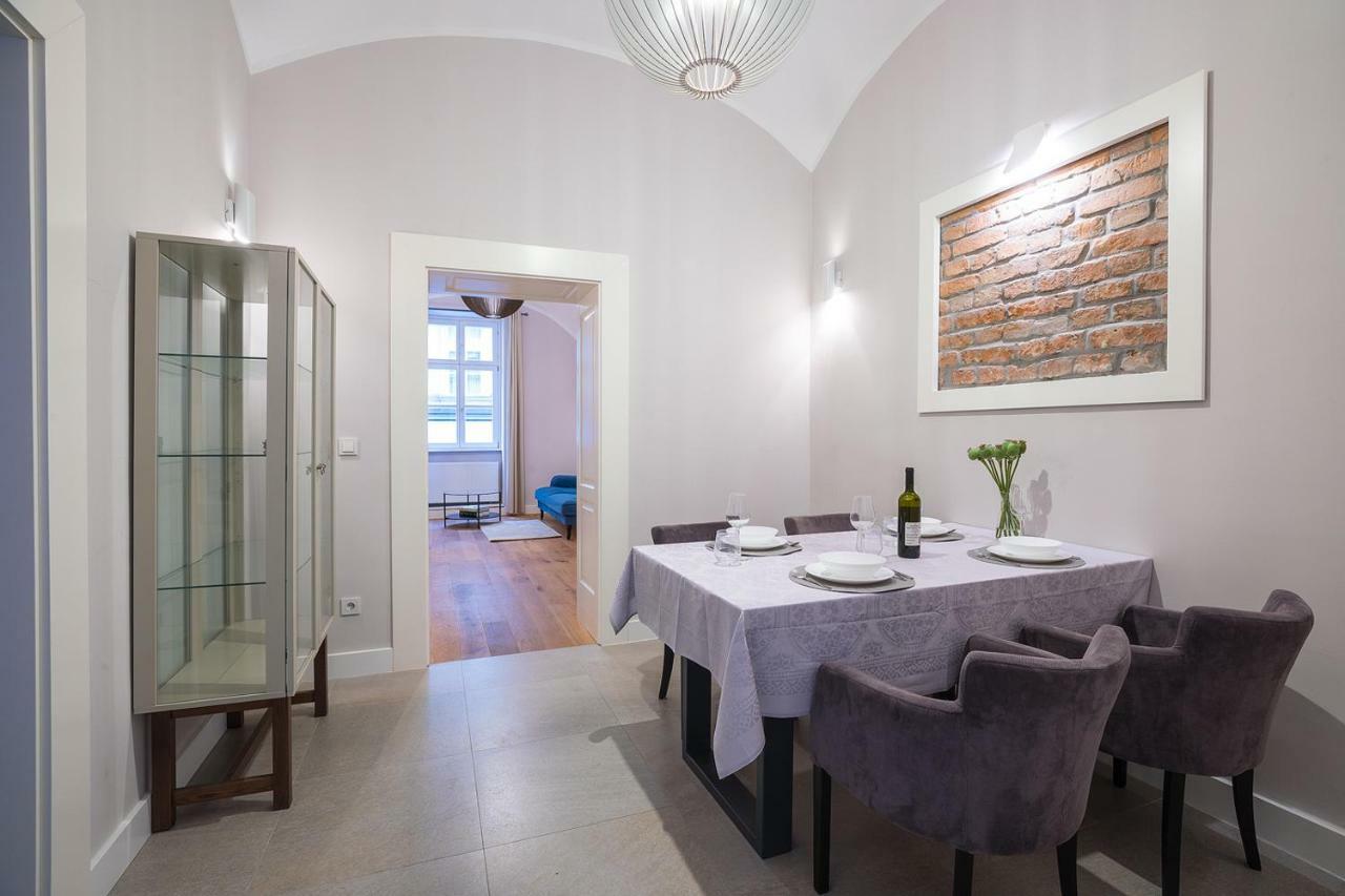 Deluxe Apartment Talia ซาเกร็บ ภายนอก รูปภาพ