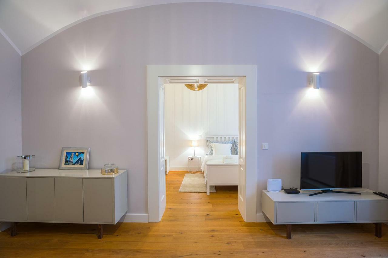 Deluxe Apartment Talia ซาเกร็บ ภายนอก รูปภาพ